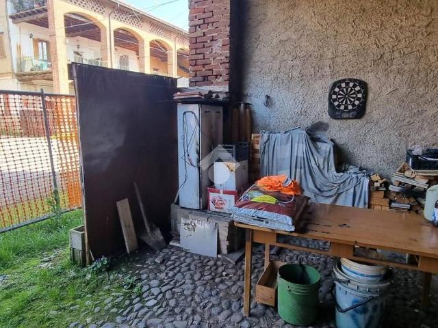 Rustico in vendita a Agrate Brianza, Lombardia