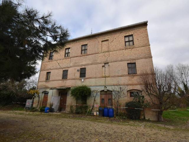 Rustico in vendita a Marche, Ancona