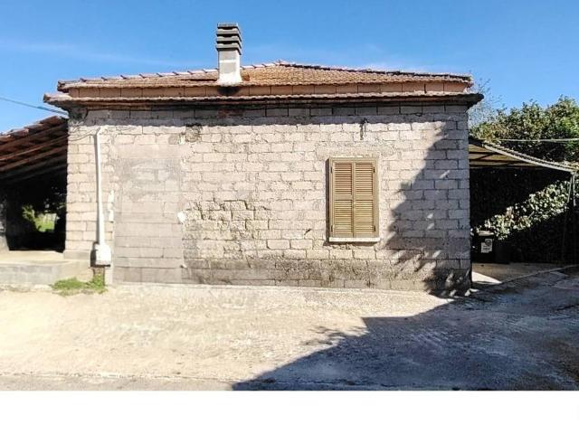 Rustico in vendita a Alatri, Lazio
