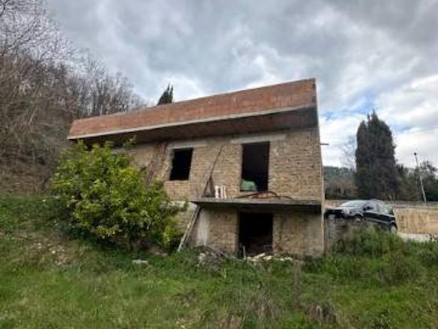 Rustico in vendita a Alatri, Lazio