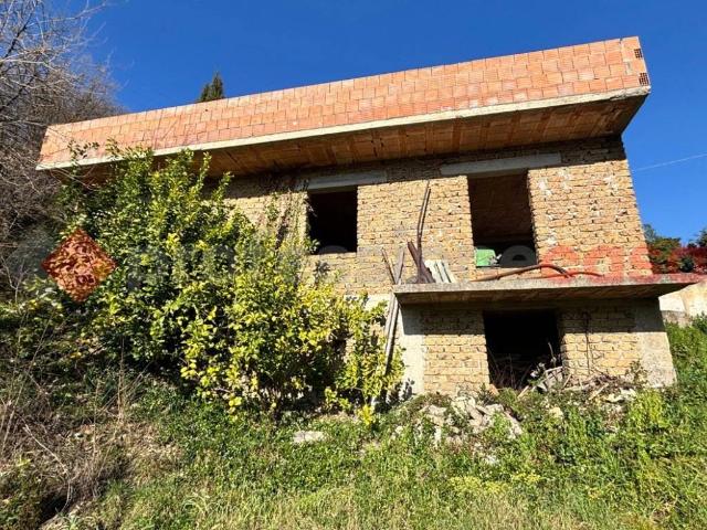 Rustico in vendita a Alatri, Lazio