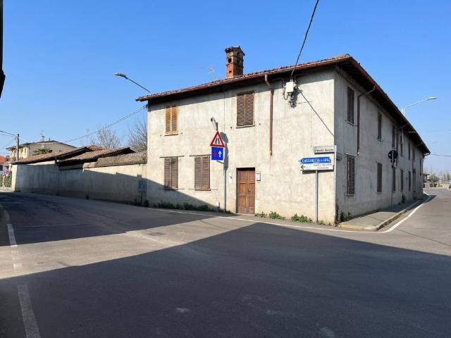 Rustico in vendita a Albairate, Lombardia
