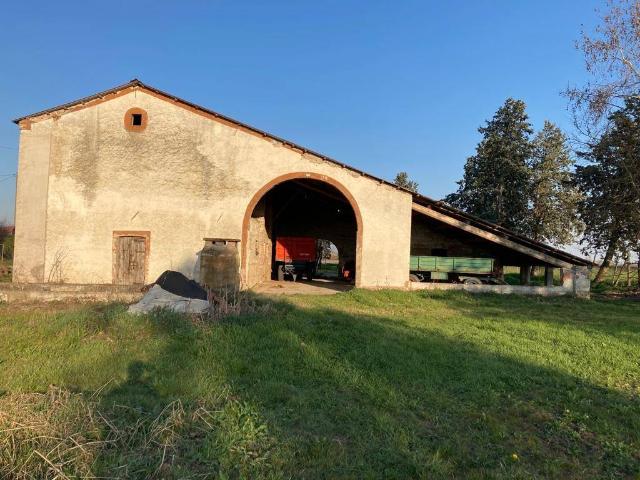 Rustico in vendita a Albaredo D'adige, Veneto
