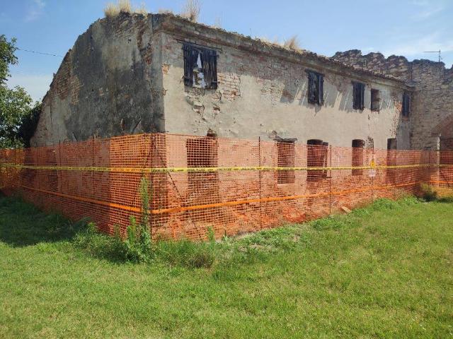 Rustico in vendita a Albaredo D'adige, Veneto