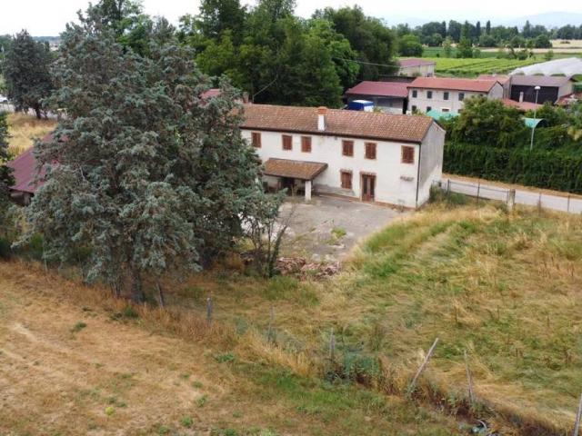 Rustico in vendita a Albaredo D'adige, Veneto
