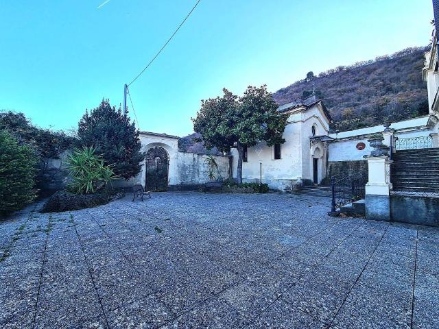 Rustico in vendita a Bastia, Albenga