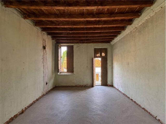 Rustico in vendita a Albiate, Lombardia