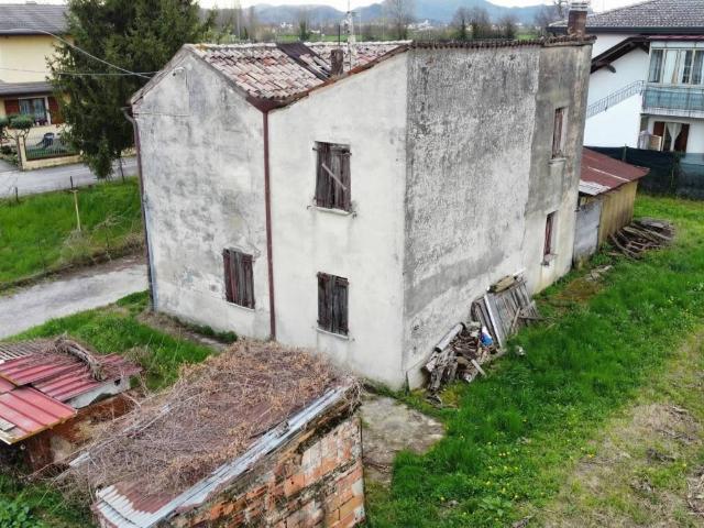 Rustico in vendita a Albignasego, Veneto