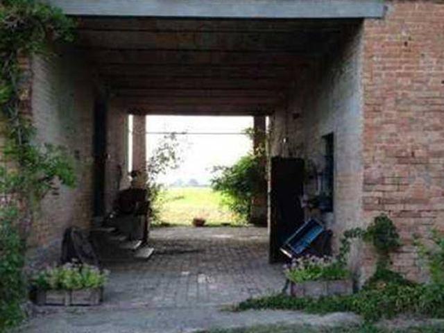 Rustico in vendita a Fogliano, Re