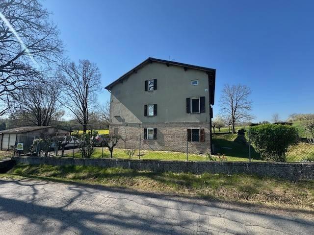 Rustico in vendita a Colline Matildiche, Re
