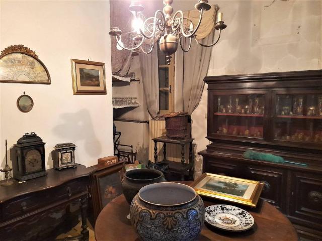 Rustico in vendita a Colline Matildiche, Re