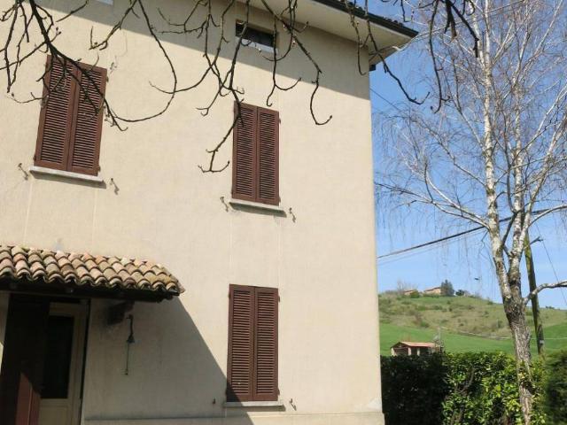 Rustico in vendita a Colline Matildiche, Re