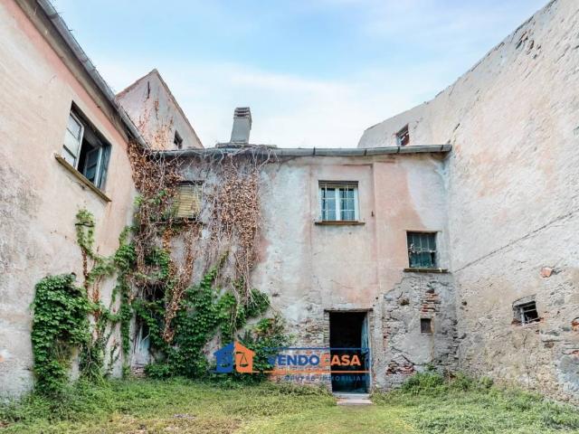 Rustico in vendita a Luceto, Albisola Superiore
