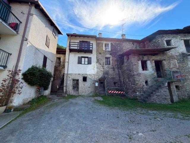 Rustico in vendita a Albosaggia, Lombardia