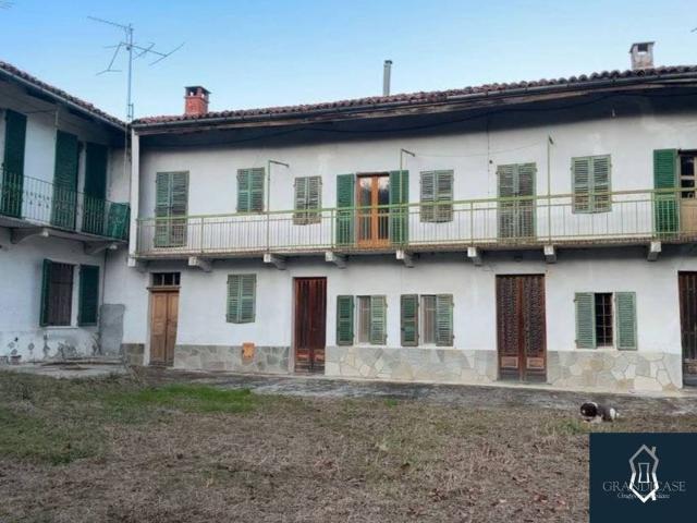 Rustico in vendita a Piemonte, Asti