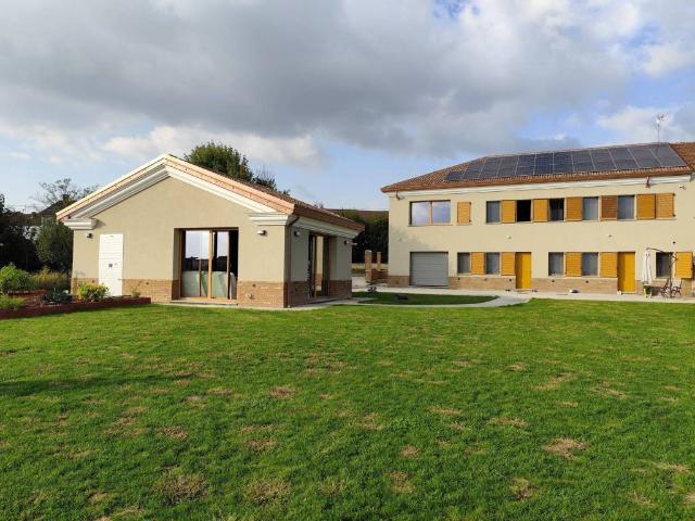 Rustico in vendita a Piemonte, Alessandria