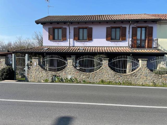 Rustico in vendita a Cabanette, Piemonte