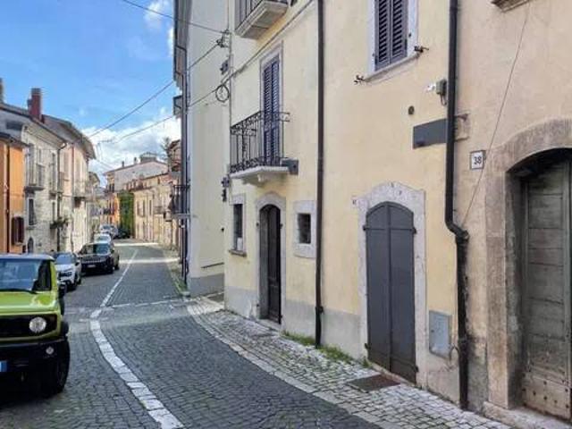 Rustico in vendita a Alfedena, Abruzzo