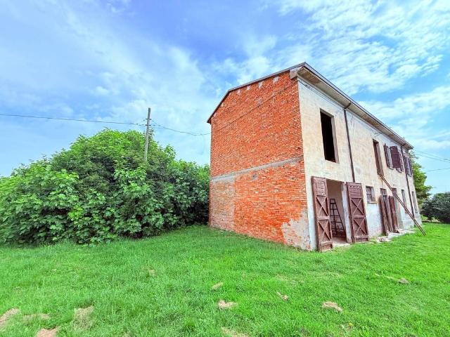 Rustico in vendita a Palazzo Tamba, Alfonsine
