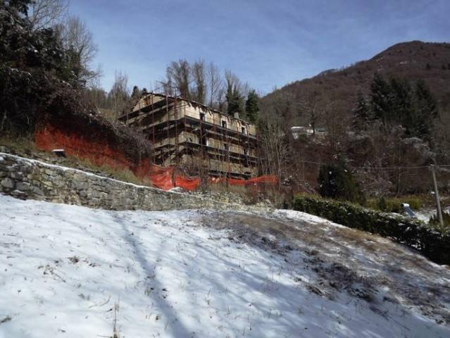 Rustico in vendita a Comunità Montana della Valle Brembana, Algua