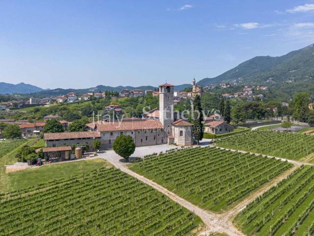 Rustico in vendita a Almenno San Salvatore, Lombardia