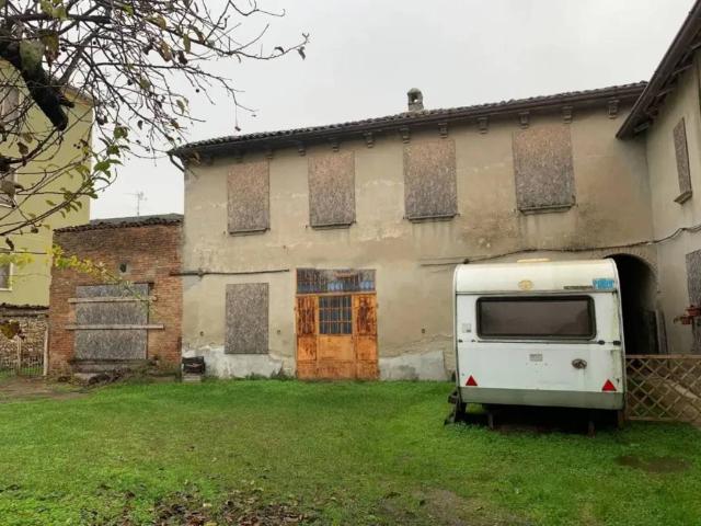 Rustico in vendita a Alseno, Reggio Emilia