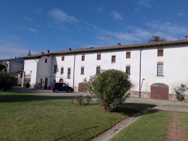 Rustico in vendita a Alseno, Reggio Emilia