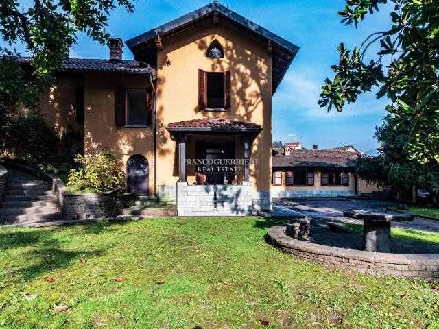 Rustico in vendita a Alserio, Lombardia