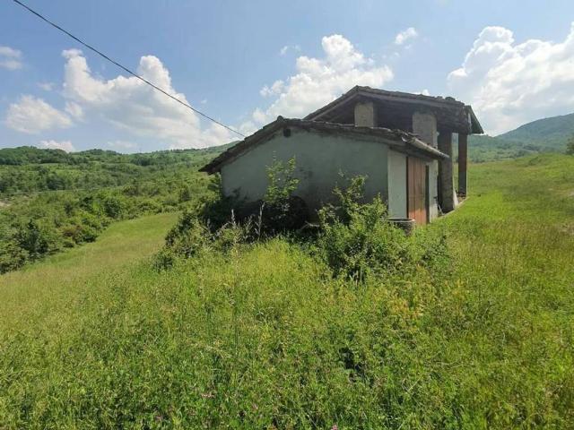 Rustico in vendita a Alta Val Tidone, Nibbiano