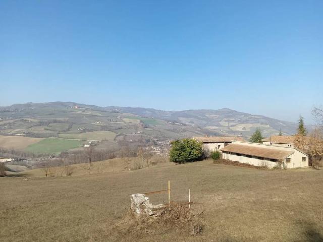 Rustico in vendita a Alta Val Tidone, Nibbiano