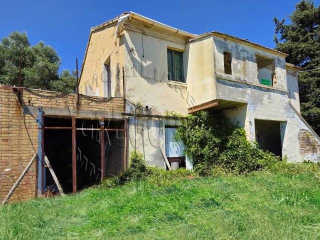 Rustico in vendita a Marche, Fermo