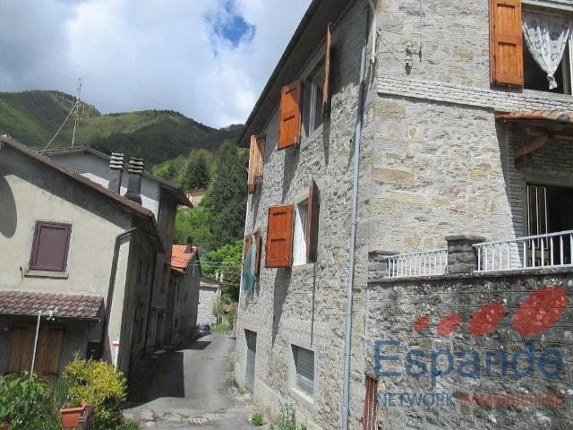 Rustico in vendita a Unione dell'Alto Reno, Granaglione