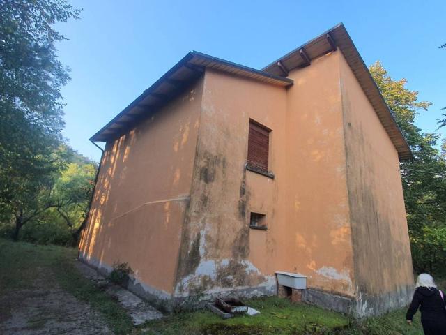Rustico in vendita a Unione dell'Alto Reno, Granaglione