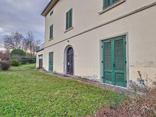 Rustico in vendita a Altopascio, Toscana