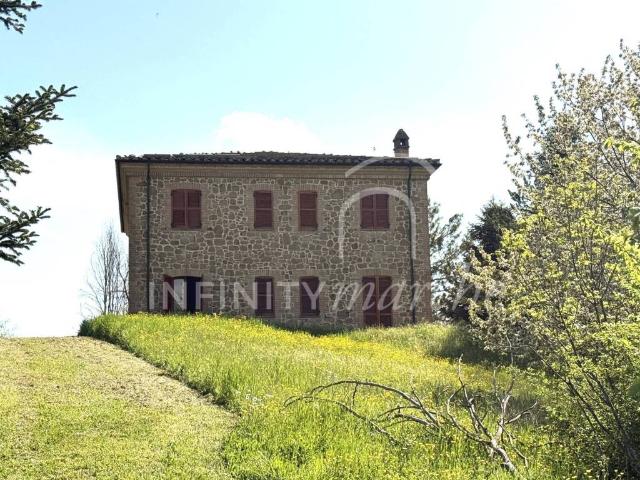 Rustico in vendita a Marche, Fermo