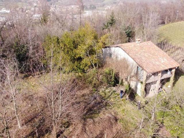 Rustico in vendita a Ambivere, Lombardia
