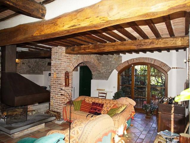 Rustico in vendita a Cafaggio, Ameglia