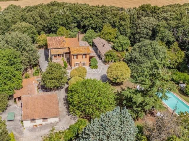 Rustico in vendita a Foce, Amelia