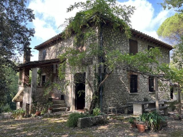 Rustico in vendita a Amelia, Umbria