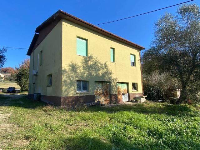Rustico in vendita a Amelia, Umbria