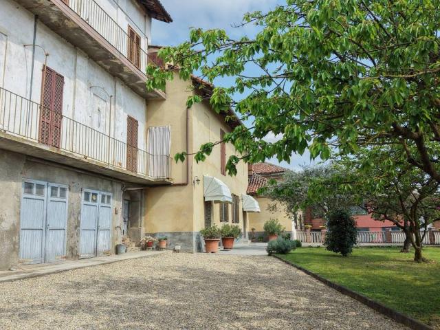 Rustico in vendita a Piemonte, Asti