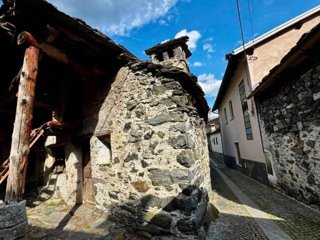 Rustico in vendita a Bannio Anzino, Piemonte