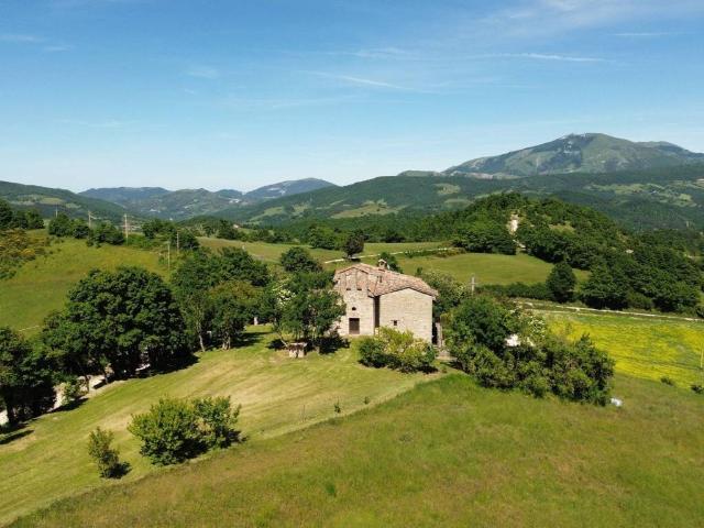 Rustico in vendita a Marche, Pesaro E Urbino