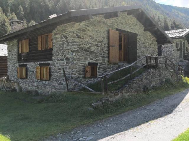Rustico in vendita a Aprica, Lombardia