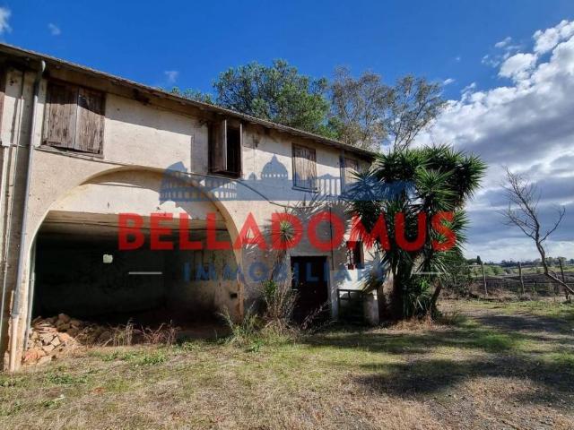 Rustico in vendita a Campoleone Scalo, Aprilia