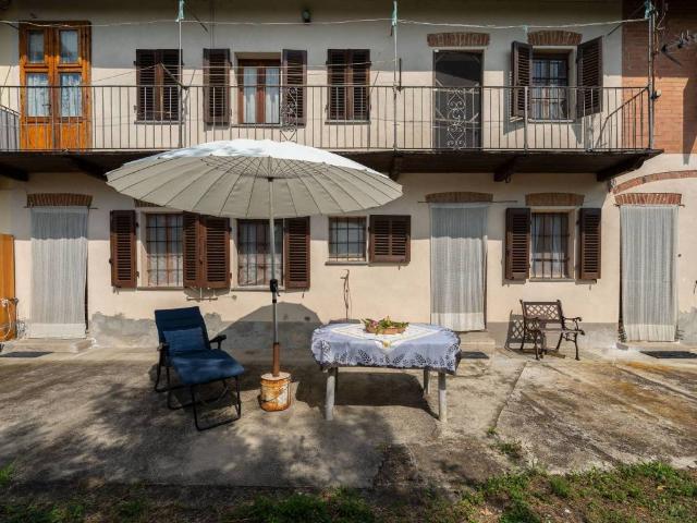 Rustico in vendita a Piemonte, Asti