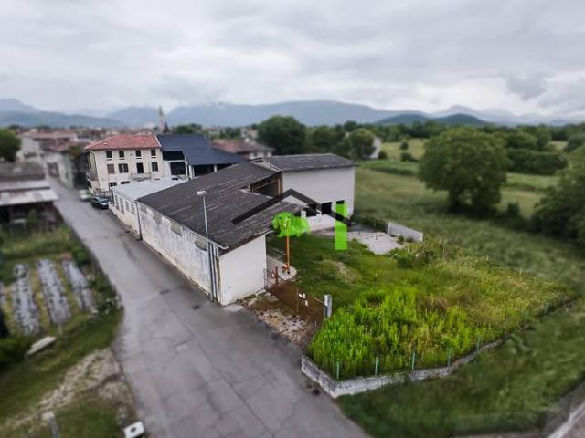 Rustico in vendita a Arba, Friuli-Venezia Giulia