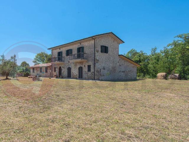 Rustico in vendita a Arce, Lazio