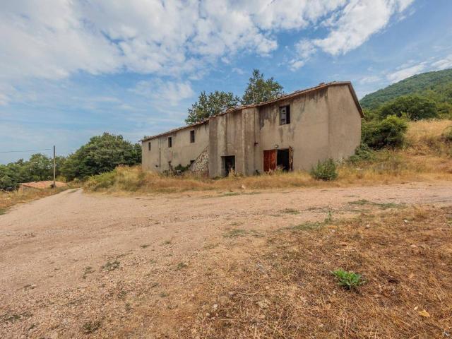 Rustico in vendita a Unione dei Comuni Montani Amiata Grossetana, Cinigiano