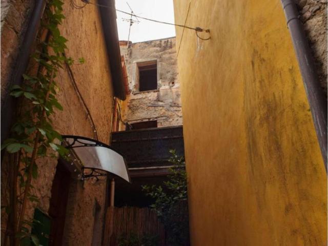 Rustico in vendita a Arcola, Liguria